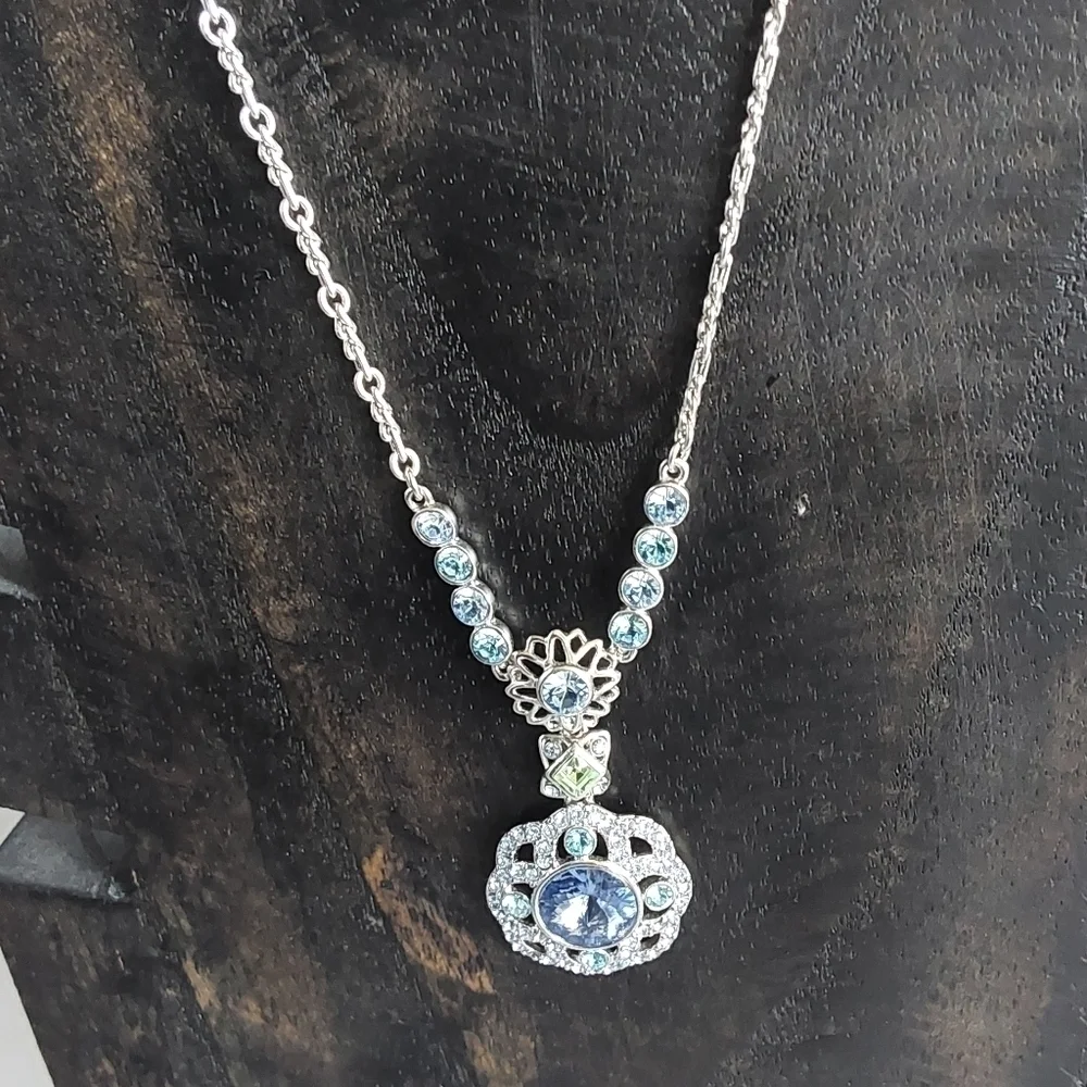Givenchy SIGNED MULTICOLORED DIAMOND NECKLACE - Picture 2 of 6